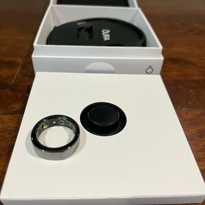 NIB Oura Gen 3 Smart Ring